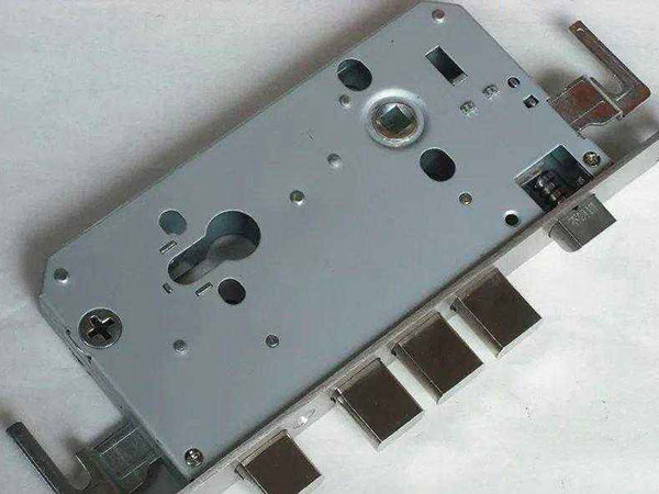 化州24小时上门开锁公司